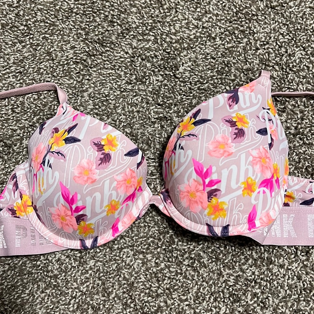 PINK VS Bra